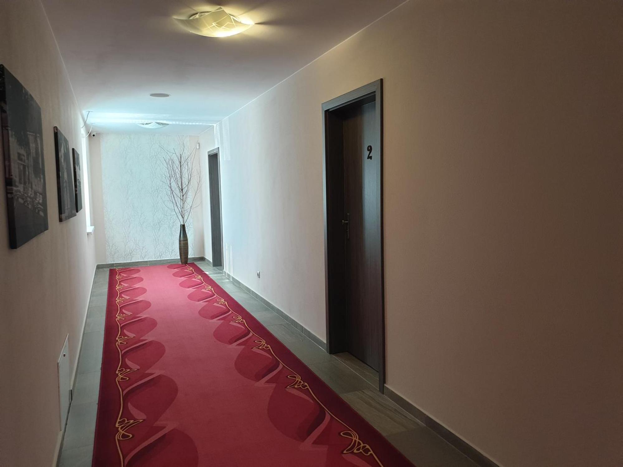 Kmk Penzion Lednicke Rovne Exteriér fotografie